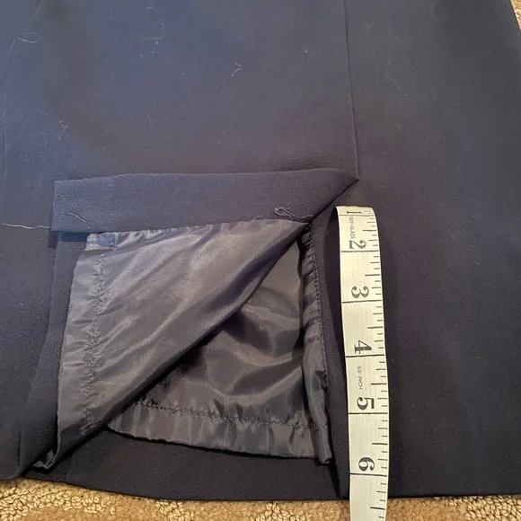 NAVY BLUE LINED PENCIL SKIRT - Picture 3 of 10